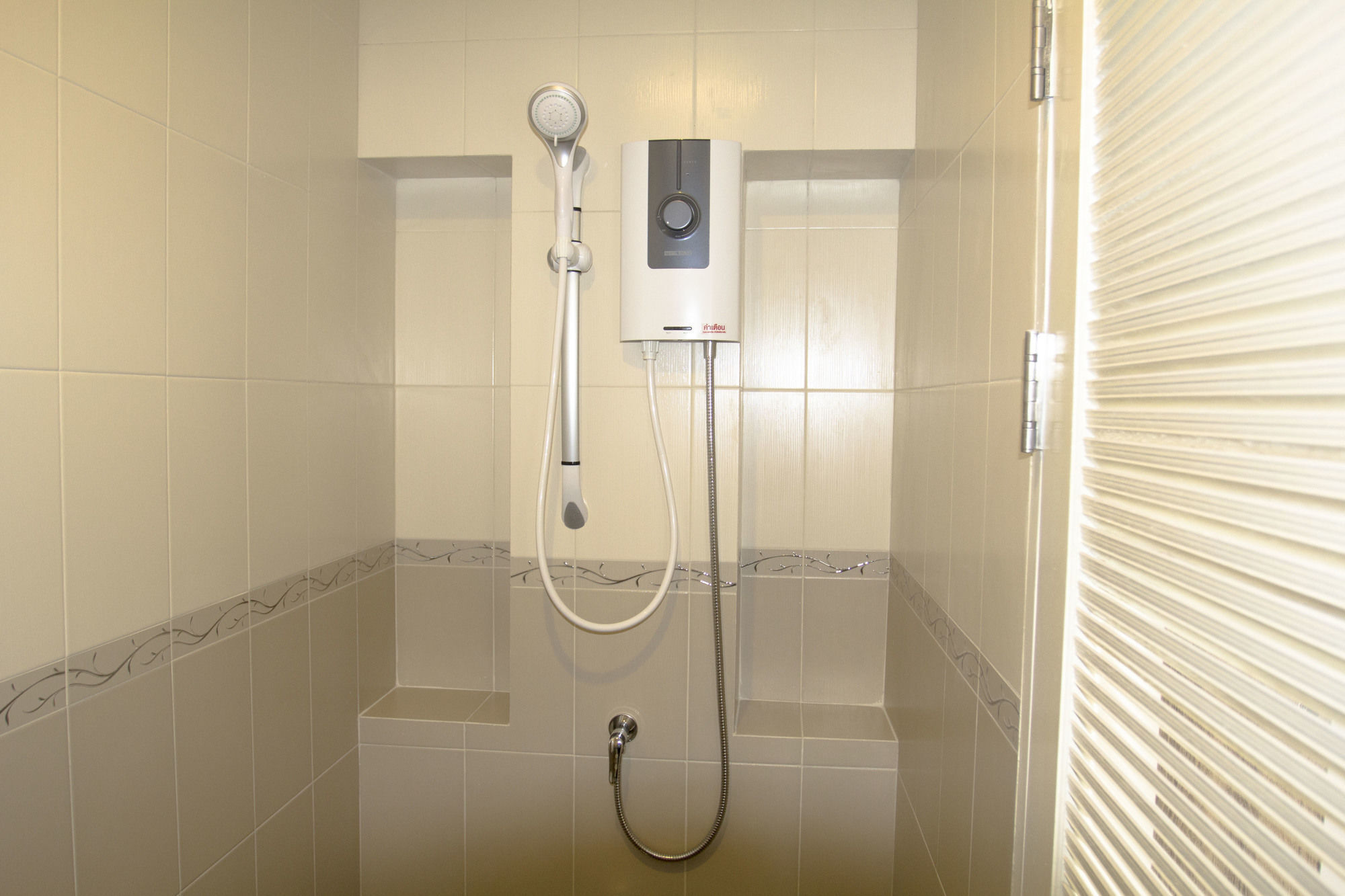 Vipa House Phuket - Sha Extra Plus Exterior photo